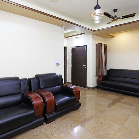 Oyo 9428 Hill View Room Goverdhan Vilas Udaipur Bagian luar foto